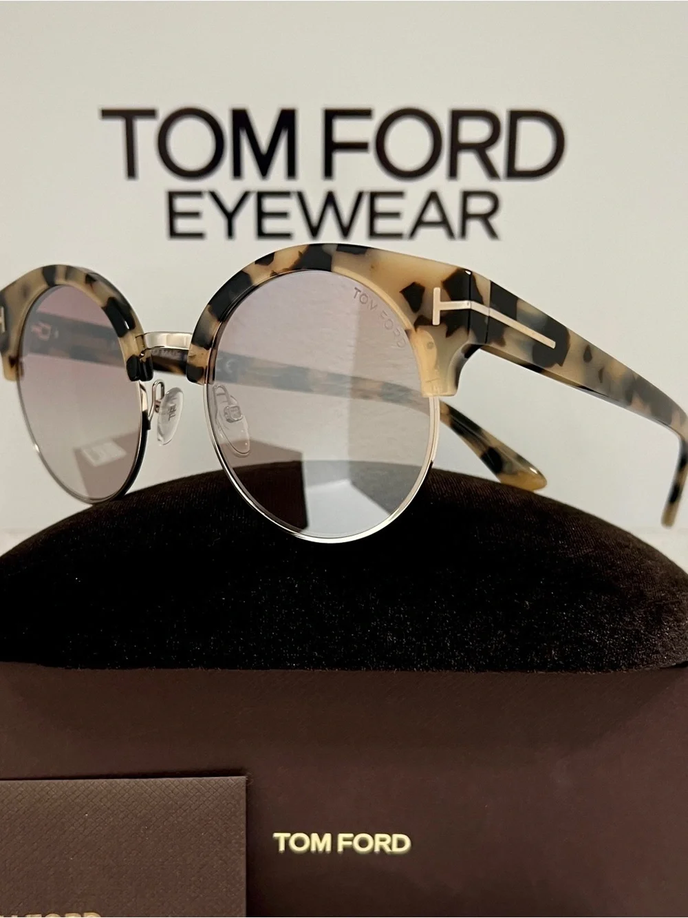 Tom Ford TF608 Alissa-02 Sunglasses | 56G Blonde Havana Tortoise | Authentic